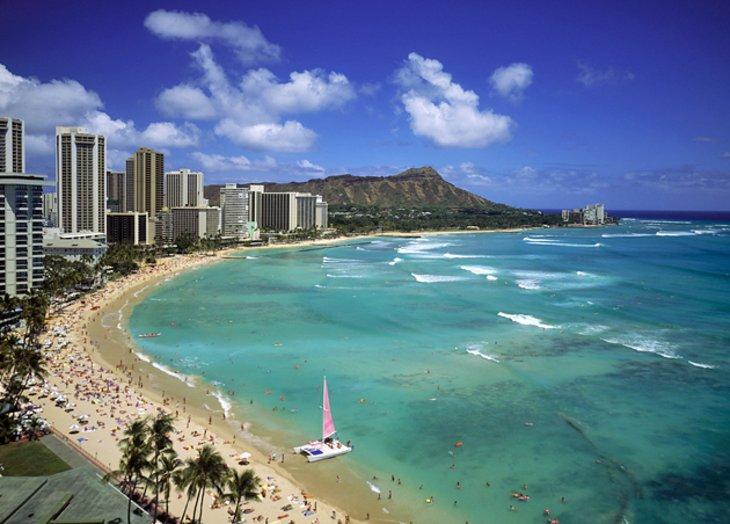 Playa Waikiki y Monumento Estatal Diamond Head