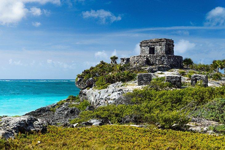 La Antigua Fortaleza de Tulum