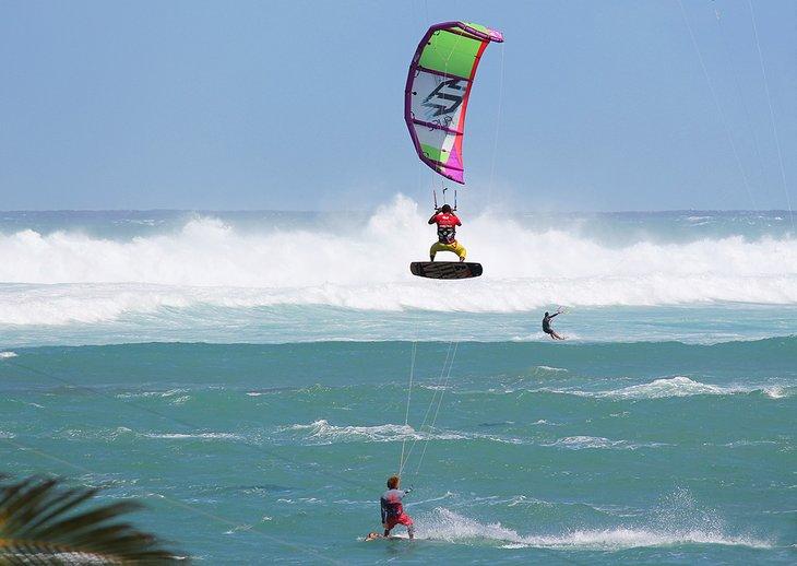 Día de grandes olas en Kite Beach en Cabarete