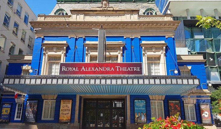 Teatro Royal Alexandra en verano