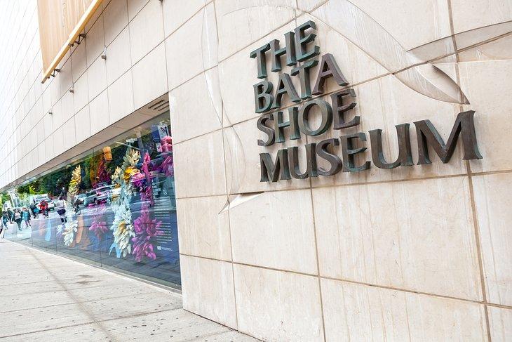 Museo Bata del Calzado | Philip Lange / Shutterstock.com