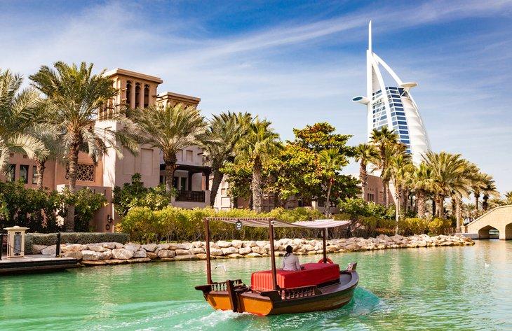 Balade en Abra dans le Madinat Jumeirah