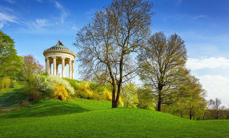 Templo Monopteros en el Englischer Garten (Jardín Inglés)