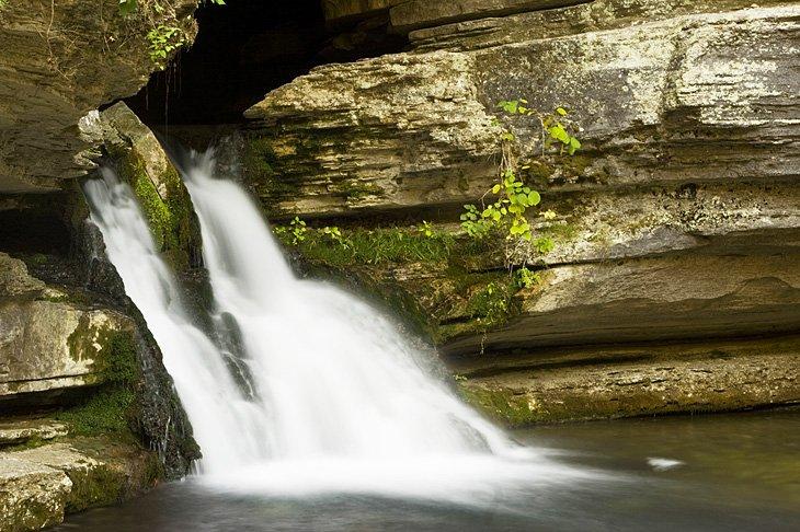 Cavernas de Blanchard Springs