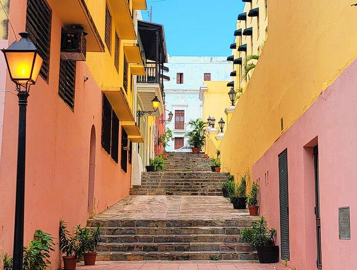 Escaleras en Viejo San Juan