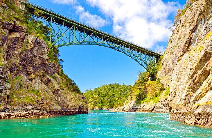 Puente Deception Pass