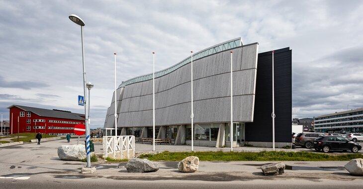 Centro Cultural Katuaq | Nigel Jarvis / Shutterstock.com