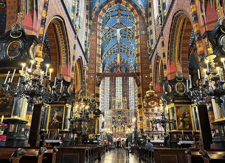 Interior de la Basílica de Santa María