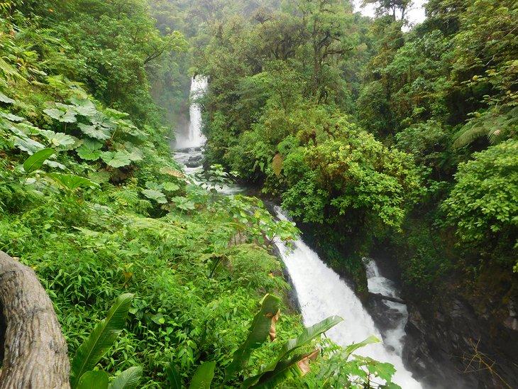 Cascada La Paz