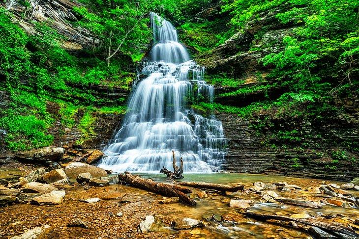 Cascadas Cathedral, Virginia Occidental