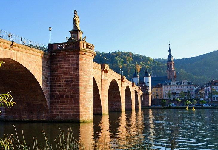 Puente Karl Theodor