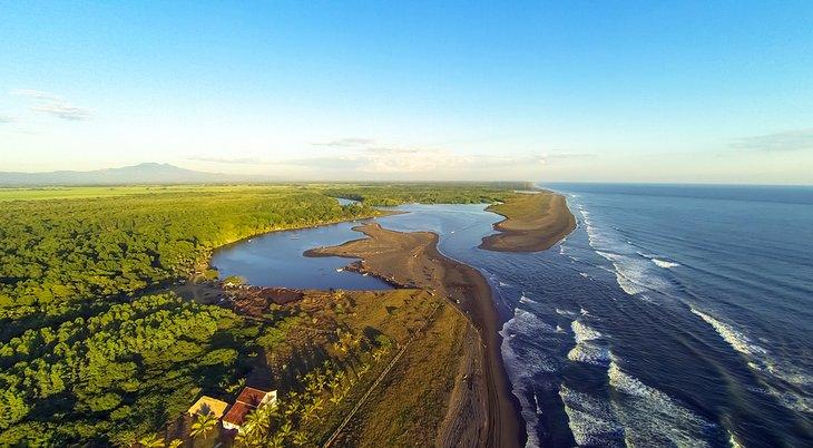 Strand von Monterrico