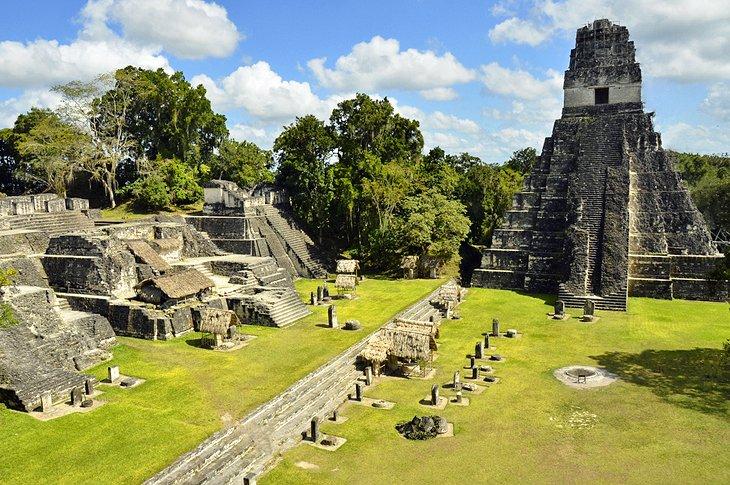 Maya-Ruinen von Tikal