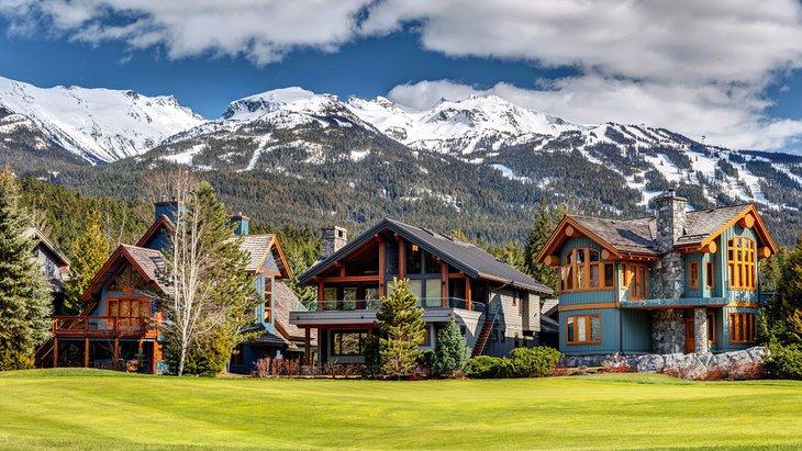 Casas en el campo de golf Nicklaus North en Whistler