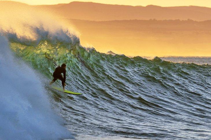 Surfista en Jeffreys Bay