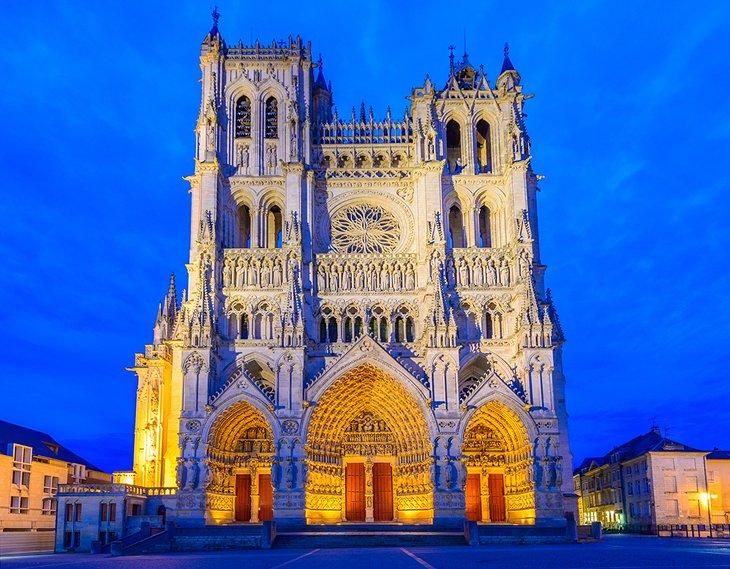 Kathedrale von Amiens bei Nacht