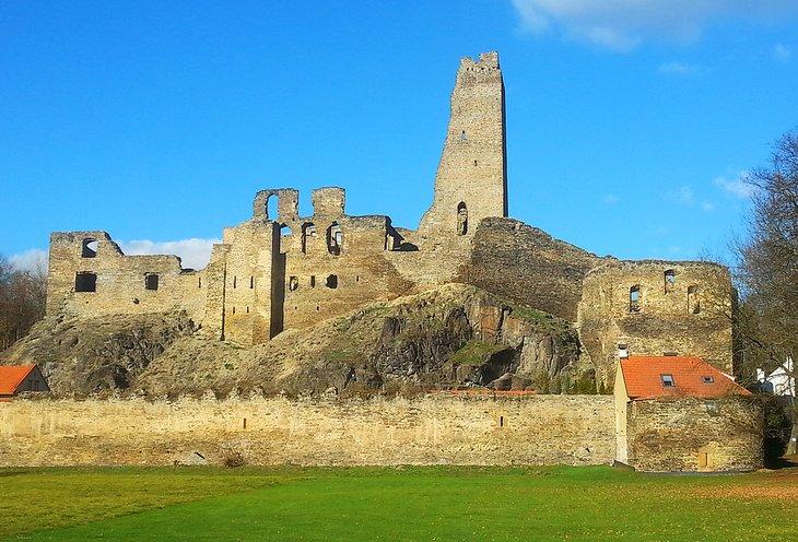 Castillo de Okoř