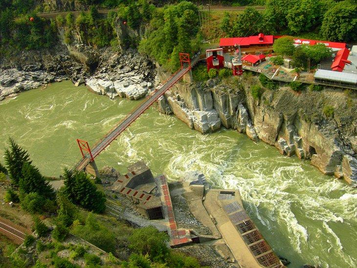 Hell's Gate Airtram en el Cañón de Fraser