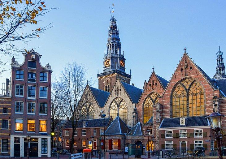 Oude Kerk (Iglesia Vieja)