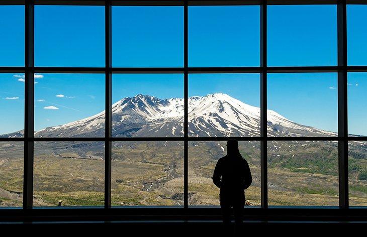 Blick auf den Mount St. Helens vom Johnston Ridge Observatory
