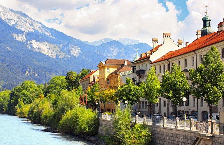 Tour a pie a lo largo del río Inn