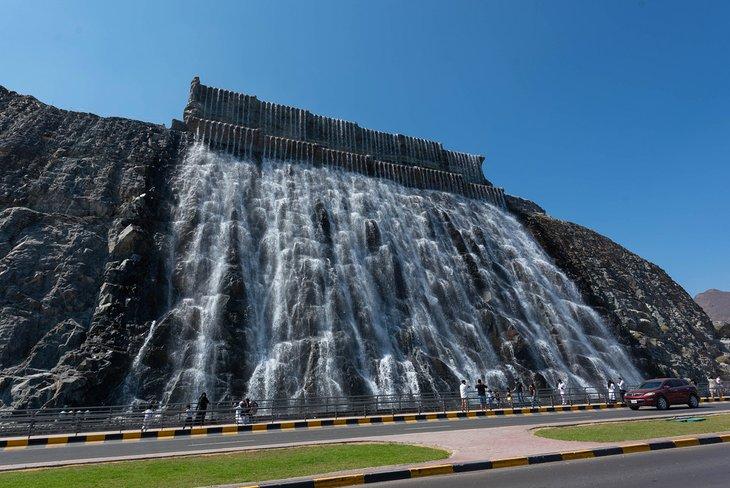 Cascada de Khor Fakkan | Kateryna Galkina / Shutterstock.com