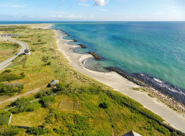 Vue aérienne de la plage à Grenen