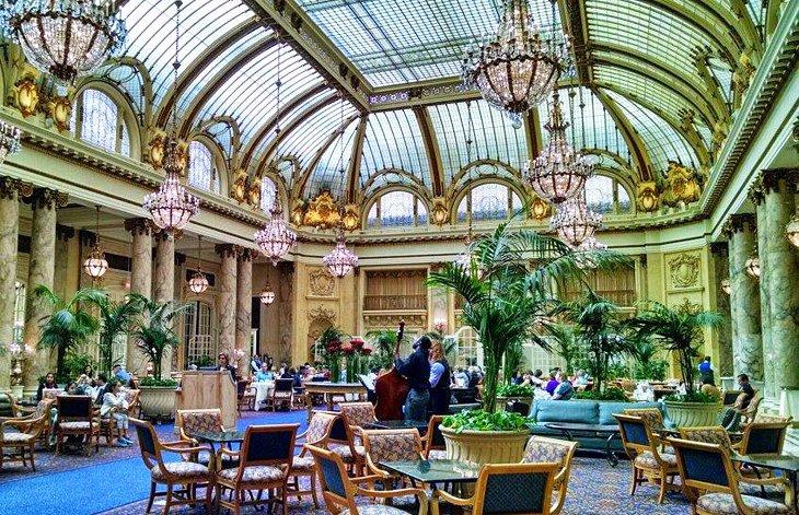 Té de la tarde en el Garden Court del Palace Hotel
