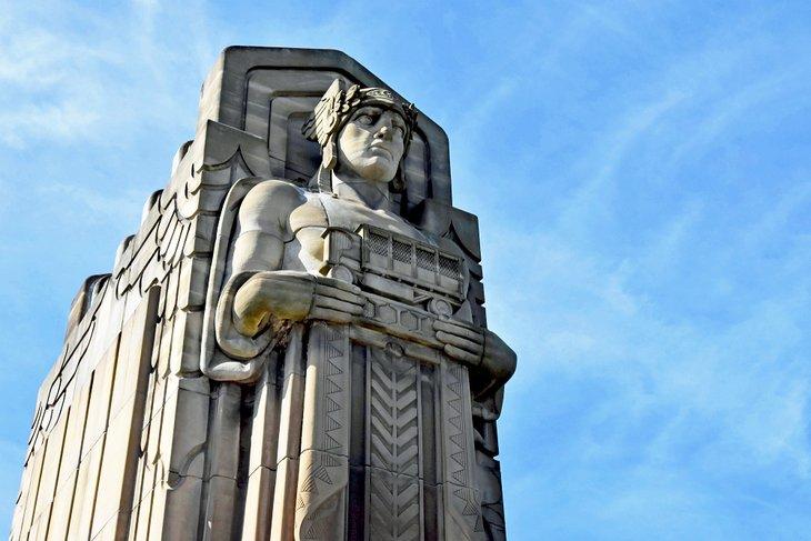 Wächter-Statuen in Cleveland