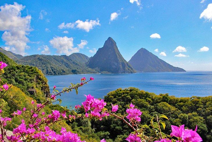 Vista de los Pitons desde Jade Mountain Resort