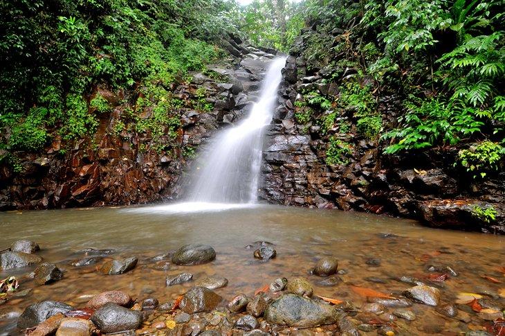 Cascada Enbas Sauf