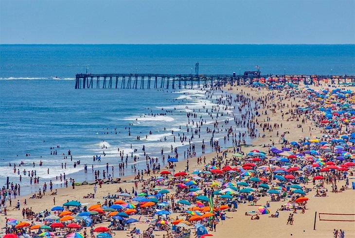 Une plage animée à Ocean City, MD