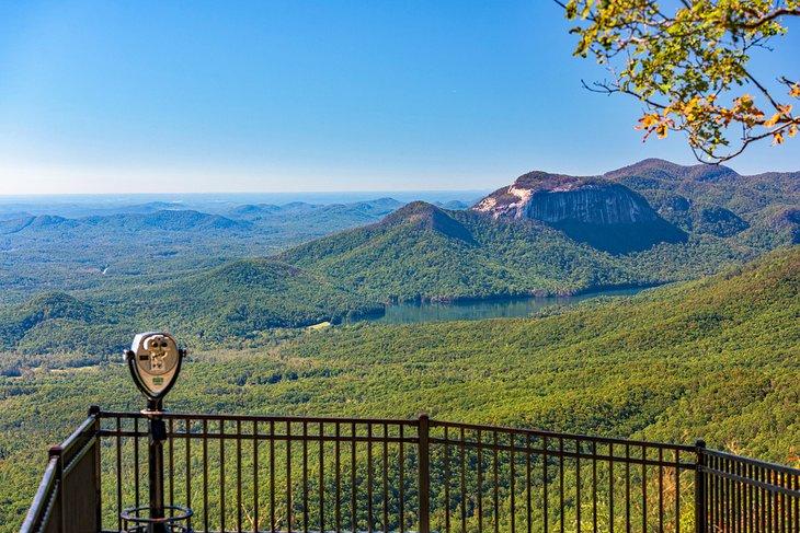 Vue spectaculaire depuis le Parc d'État de Caesars Head, Caroline du Sud