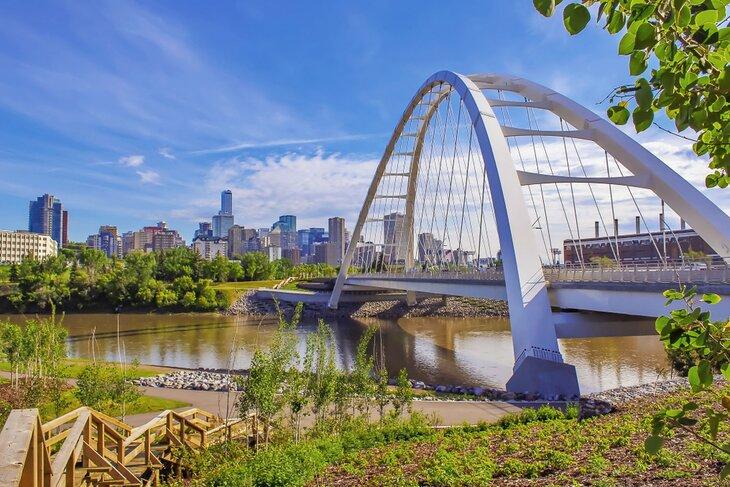 Puente Walterdale, Edmonton, Alberta
