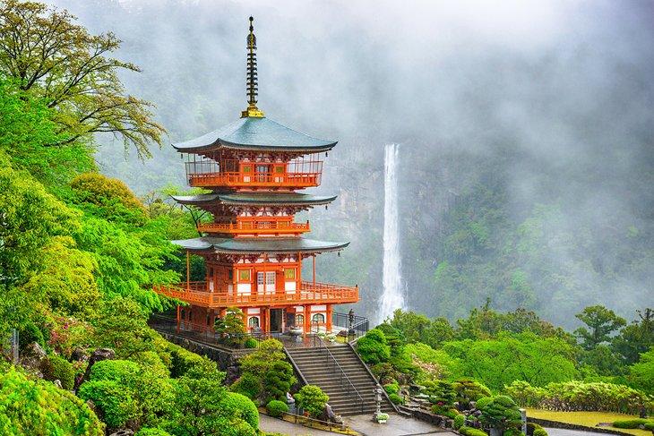 Kumano Nachi Taisha Schrein und Nachi Wasserfälle