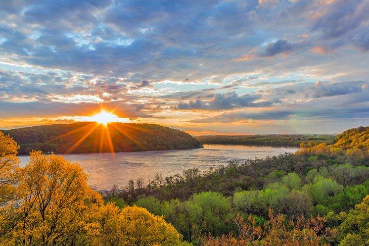 Vista del río Susquehanna desde el Mirador Breezy View