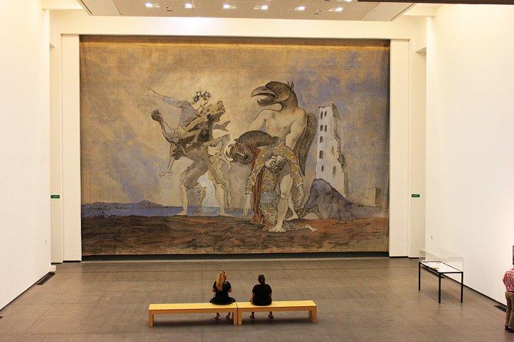 "La Dépouille du Minotaure en Costume d'Arlequin" pintura en les Abattoirs