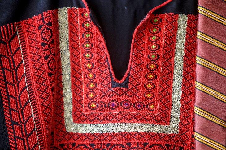 Bordado palestino tradicional