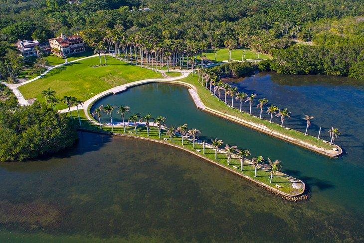 Vista aérea de la propiedad Deering en la Bahía de Biscayne
