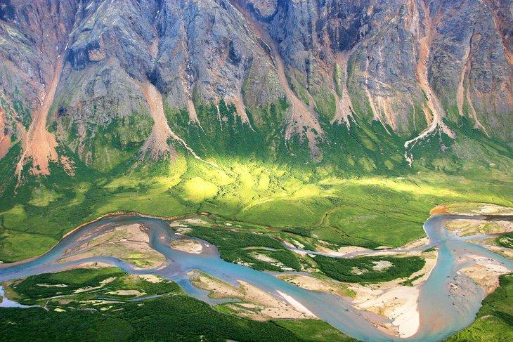 Vue aérienne des montagnes Torngat