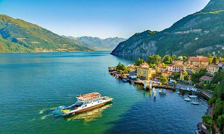 Ferry en el Lago de Como