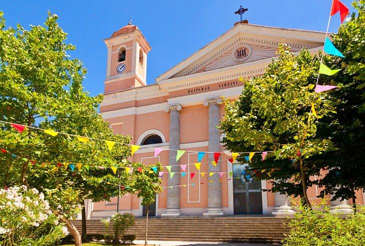 Catedral de Santa María della Neve