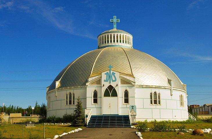 Iglesia famosa con forma de iglú