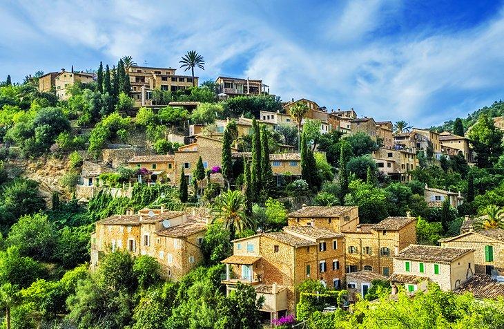 Deià: Un encantador pueblo de artistas