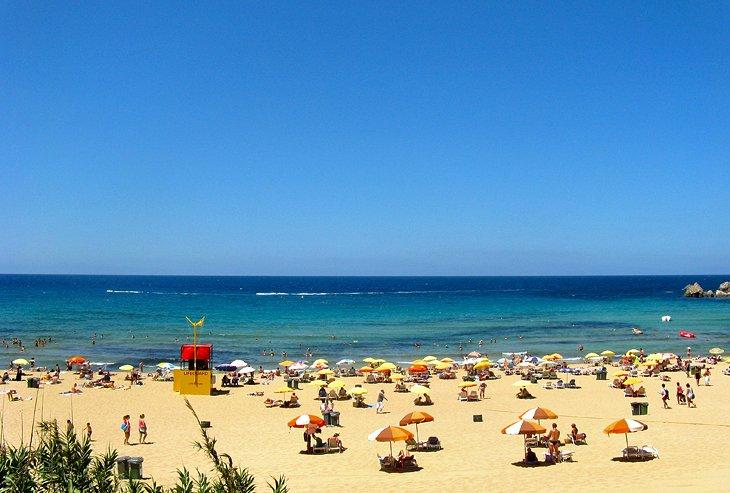 Playa de Golden Bay, Isla de Malta