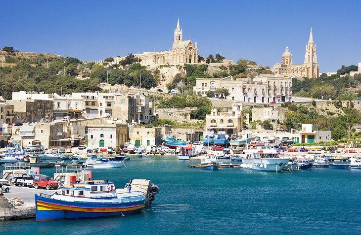 Puerto pesquero en la Isla de Gozo