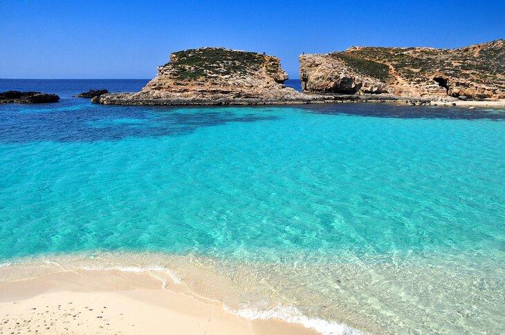 Laguna Azul en la Isla de Comino, Malta