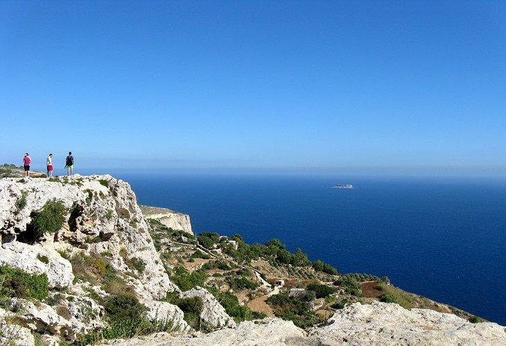 Vistas costeras en los Acantilados de Dingli, Isla de Malta