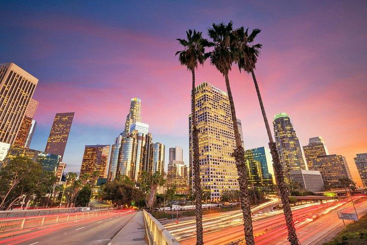 Centro de Los Ángeles al atardecer