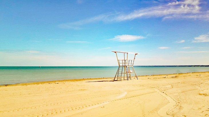 Estación de salvavidas en una playa en Grand Bend